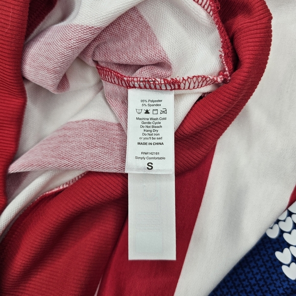 Holiday LuLaRoe Jane Short Sleeve Sweatshirt - Picture 3 of 6